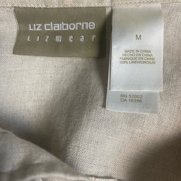 Liz Claiborne beige long sleeve shirt 🧩 - Picture 8 of 8